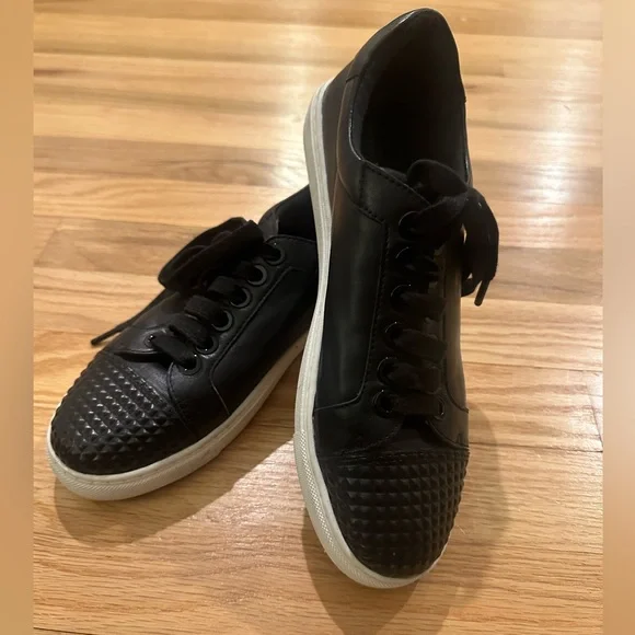 Rebecca minkoff shoes top